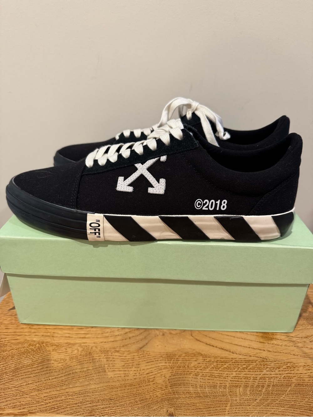 Off-White Black and White Low-Top Canvas Sneakers